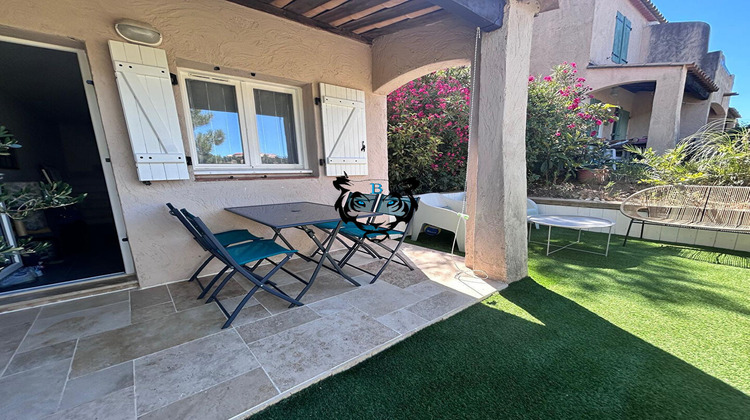 Ma-Cabane - Vente Appartement ROQUEBRUNE-SUR-ARGENS, 34 m²