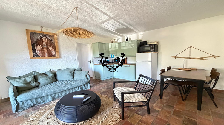 Ma-Cabane - Vente Appartement ROQUEBRUNE-SUR-ARGENS, 40 m²