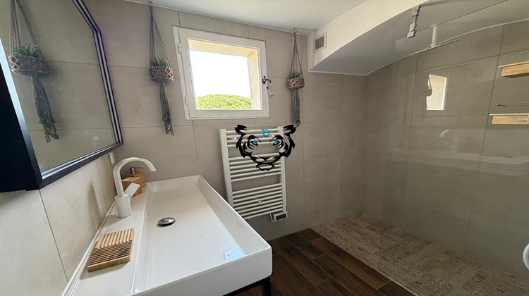 Ma-Cabane - Vente Appartement ROQUEBRUNE-SUR-ARGENS, 40 m²