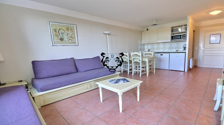 Ma-Cabane - Vente Appartement ROQUEBRUNE-SUR-ARGENS, 35 m²