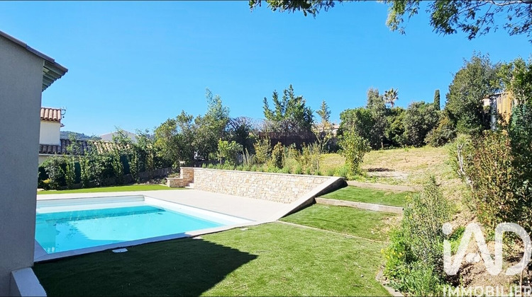Ma-Cabane - Vente Appartement Roquebrune-sur-Argens, 106 m²
