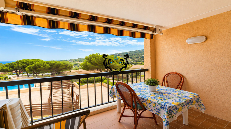Ma-Cabane - Vente Appartement ROQUEBRUNE-SUR-ARGENS, 36 m²