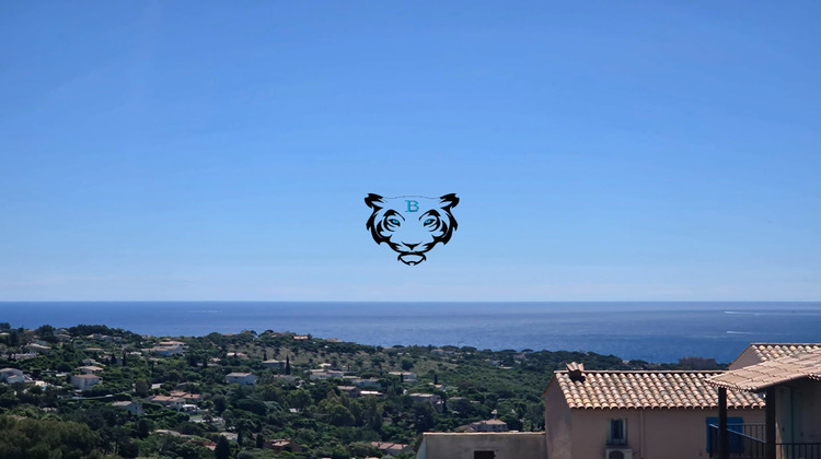 Ma-Cabane - Vente Appartement ROQUEBRUNE-SUR-ARGENS, 39 m²