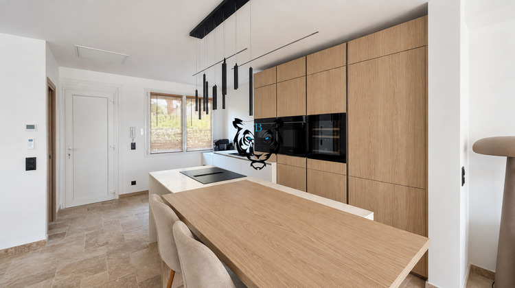 Ma-Cabane - Vente Appartement ROQUEBRUNE-SUR-ARGENS, 86 m²