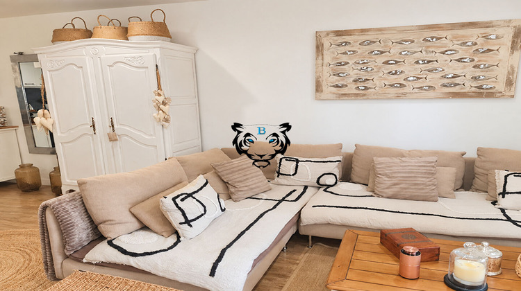 Ma-Cabane - Vente Appartement ROQUEBRUNE-SUR-ARGENS, 85 m²
