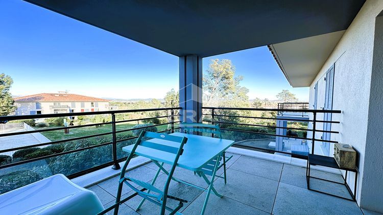 Ma-Cabane - Vente Appartement ROQUEBRUNE-SUR-ARGENS, 39 m²