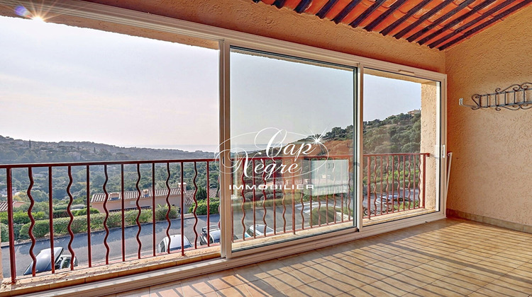 Ma-Cabane - Vente Appartement ROQUEBRUNE-SUR-ARGENS, 37 m²