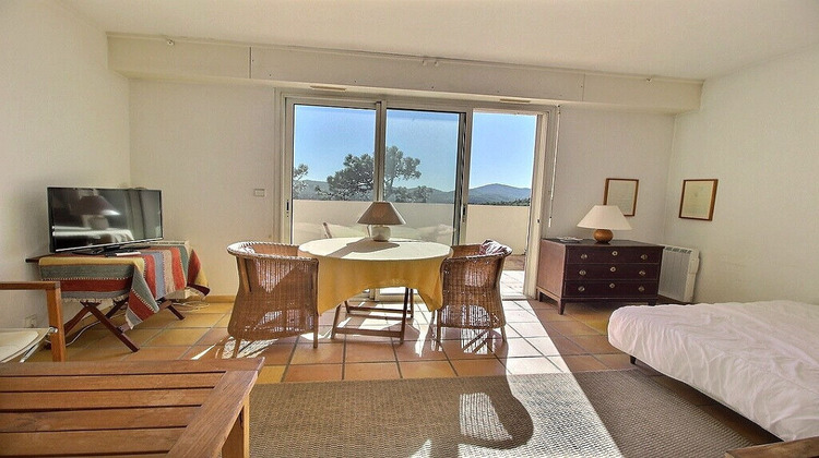 Ma-Cabane - Vente Appartement ROQUEBRUNE-SUR-ARGENS, 27 m²