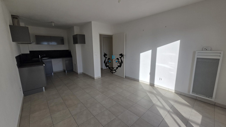 Ma-Cabane - Vente Appartement ROQUEBRUNE-SUR-ARGENS, 40 m²