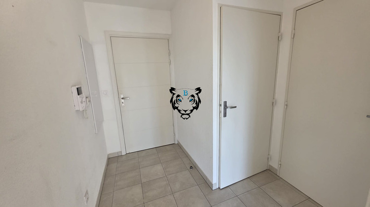 Ma-Cabane - Vente Appartement ROQUEBRUNE-SUR-ARGENS, 40 m²