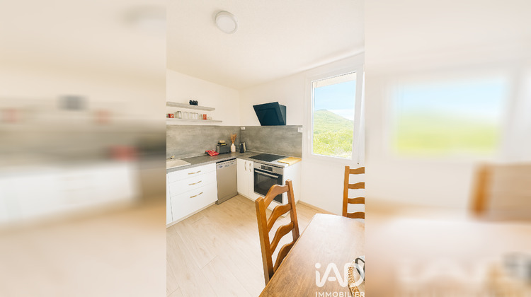 Ma-Cabane - Vente Appartement Roquebrune-sur-Argens, 65 m²