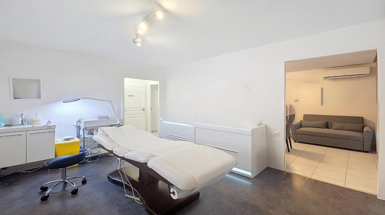 Ma-Cabane - Vente Appartement Roquebrune-sur-Argens, 65 m²