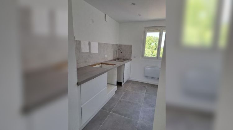 Ma-Cabane - Vente Appartement ROQUEMAURE, 70 m²