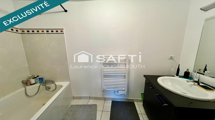 Ma-Cabane - Vente Appartement Roquemaure, 47 m²