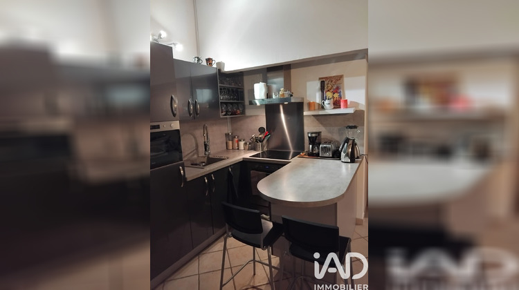 Ma-Cabane - Vente Appartement Roquemaure, 63 m²