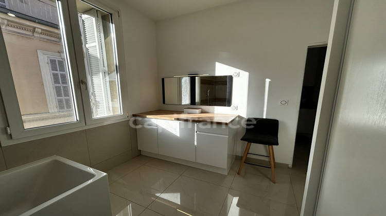 Ma-Cabane - Vente Appartement ROQUEVAIRE, 75 m²