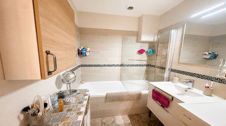 Ma-Cabane - Vente Appartement ROQUEVAIRE, 43 m²