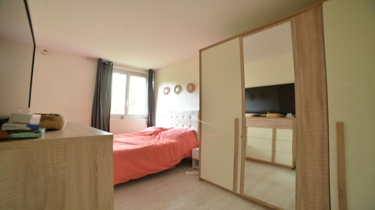 Ma-Cabane - Vente Appartement ROSNY-SOUS-BOIS, 67 m²