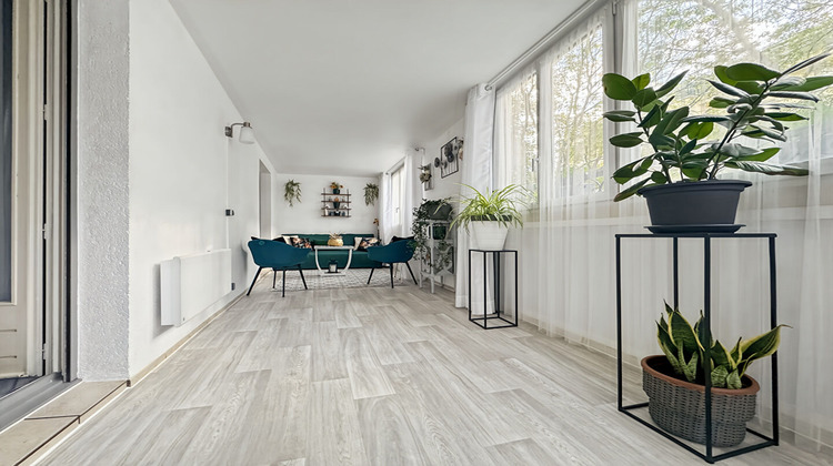 Ma-Cabane - Vente Appartement ROSNY-SOUS-BOIS, 100 m²