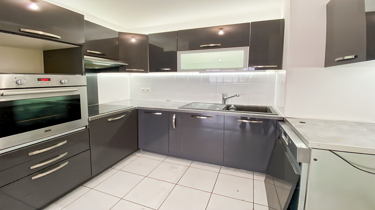 Ma-Cabane - Vente Appartement ROSNY-SOUS-BOIS, 60 m²