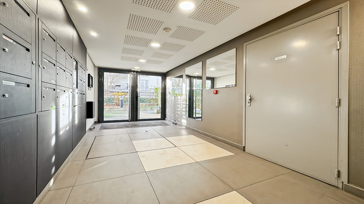 Ma-Cabane - Vente Appartement ROSNY-SOUS-BOIS, 63 m²