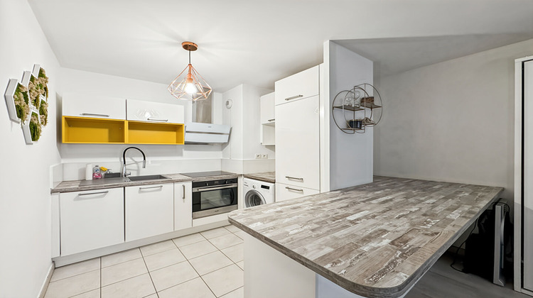 Ma-Cabane - Vente Appartement ROSNY-SOUS-BOIS, 62 m²