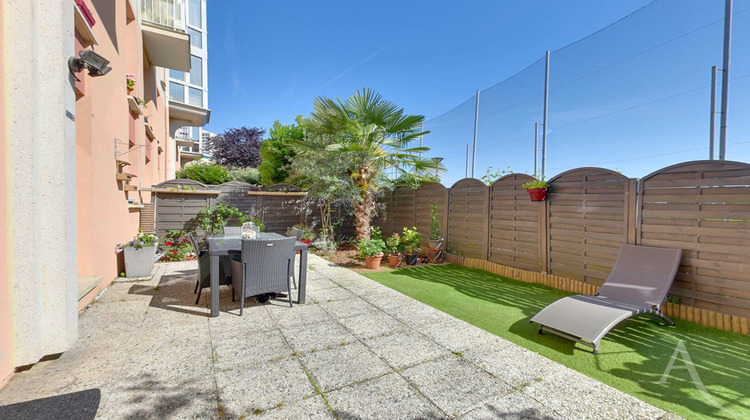 Ma-Cabane - Vente Appartement ROSNY-SOUS-BOIS, 105 m²