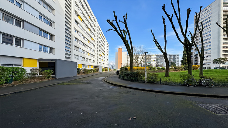 Ma-Cabane - Vente Appartement ROSNY-SOUS-BOIS, 111 m²