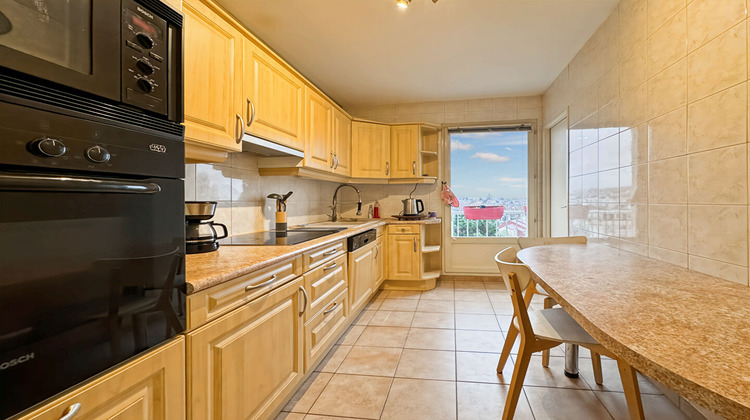 Ma-Cabane - Vente Appartement ROSNY-SOUS-BOIS, 77 m²