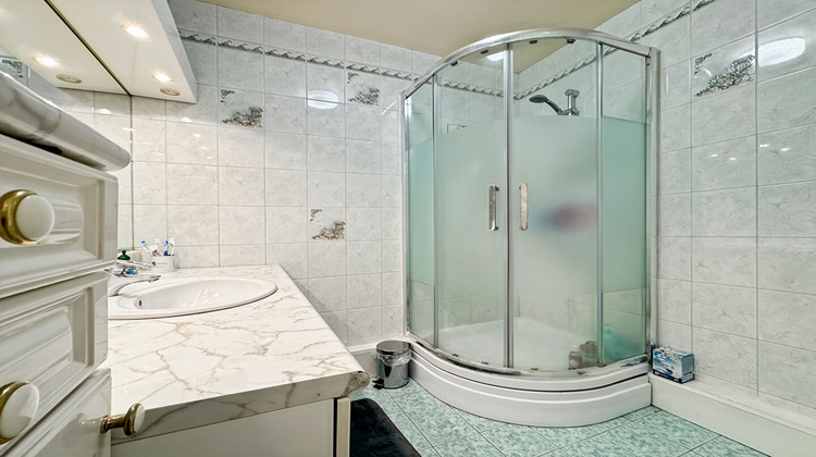 Ma-Cabane - Vente Appartement ROSNY-SOUS-BOIS, 77 m²