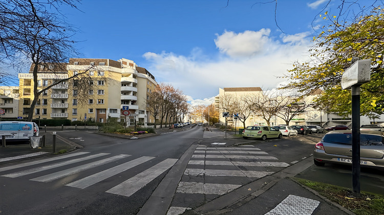 Ma-Cabane - Vente Appartement ROSNY-SOUS-BOIS, 66 m²