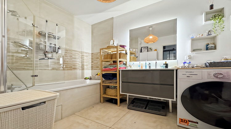 Ma-Cabane - Vente Appartement ROSNY-SOUS-BOIS, 67 m²