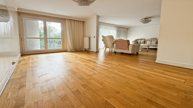 Ma-Cabane - Vente Appartement ROSNY-SOUS-BOIS, 111 m²