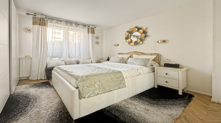 Ma-Cabane - Vente Appartement ROSNY-SOUS-BOIS, 100 m²