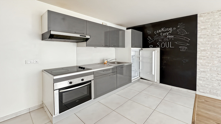 Ma-Cabane - Vente Appartement ROSNY-SOUS-BOIS, 62 m²