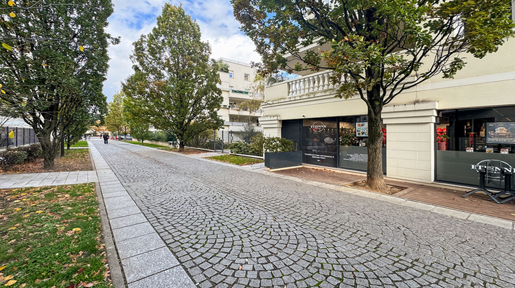 Ma-Cabane - Vente Appartement ROSNY-SOUS-BOIS, 100 m²