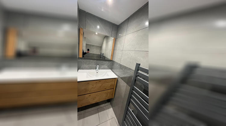 Ma-Cabane - Vente Appartement ROUGIERS, 55 m²