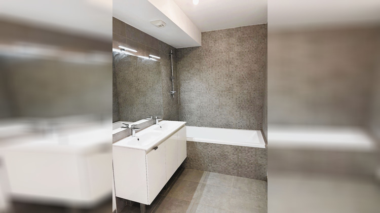 Ma-Cabane - Vente Appartement ROUSSET, 65 m²