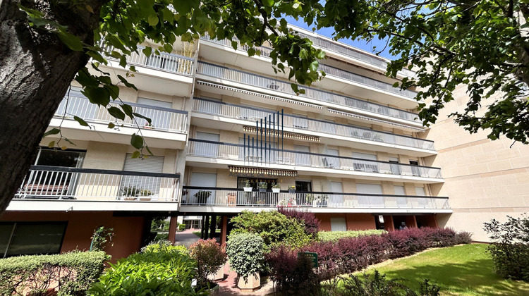 Ma-Cabane - Vente Appartement RUEIL-MALMAISON, 131 m²