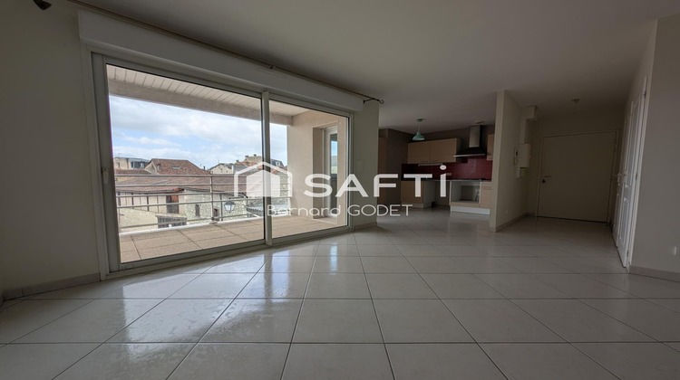 Ma-Cabane - Vente Appartement Ruffec, 70 m²