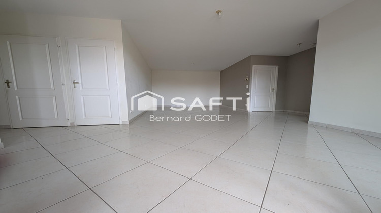 Ma-Cabane - Vente Appartement Ruffec, 70 m²