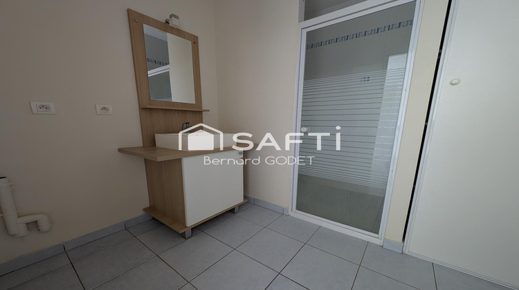 Ma-Cabane - Vente Appartement Ruffec, 70 m²