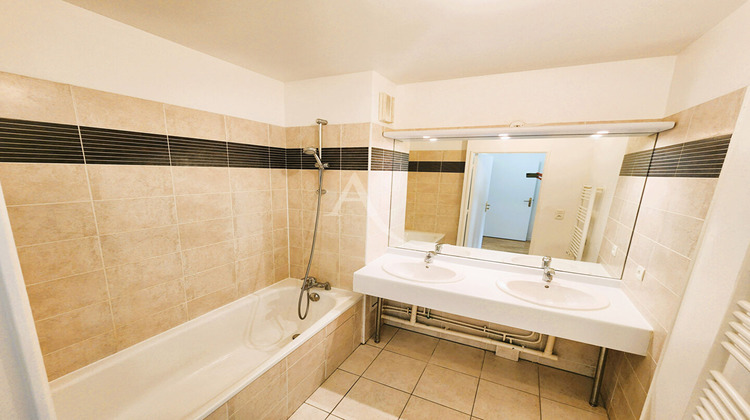 Ma-Cabane - Vente Appartement RUNGIS, 65 m²