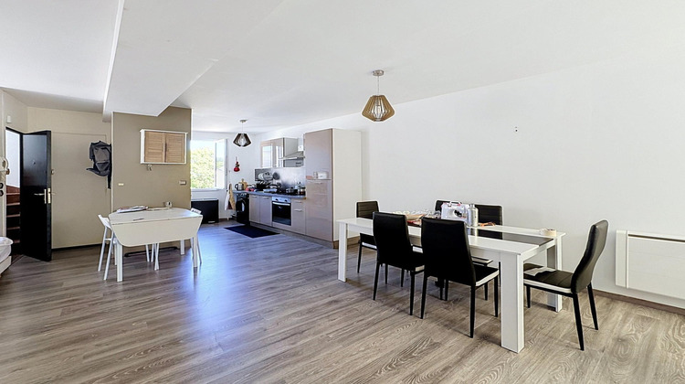 Ma-Cabane - Vente Appartement Sable-sur-Sarthe, 190 m²