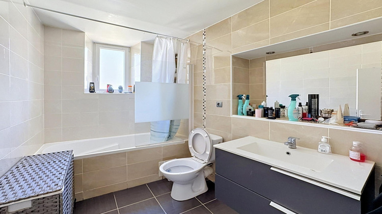 Ma-Cabane - Vente Appartement Sable-sur-Sarthe, 190 m²