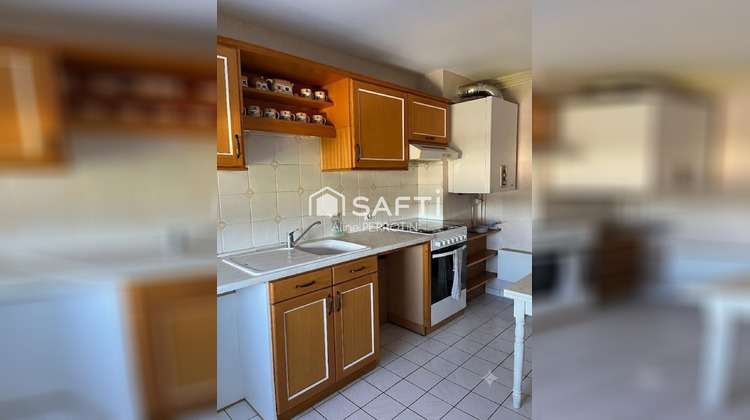 Ma-Cabane - Vente Appartement Sable-sur-Sarthe, 85 m²