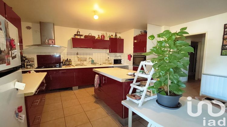 Ma-Cabane - Vente Appartement Sain-Bel, 77 m²