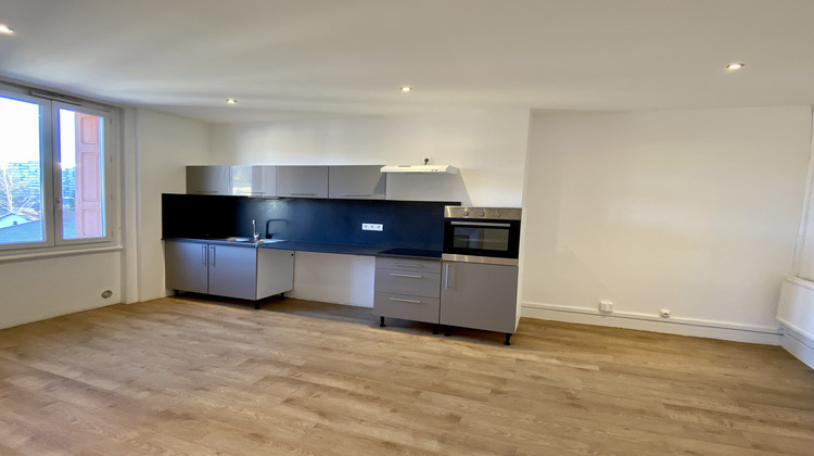 Ma-Cabane - Vente Appartement Saint-Étienne, 109 m²