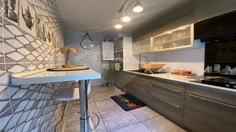 Ma-Cabane - Vente Appartement Saint-Étienne, 65 m²