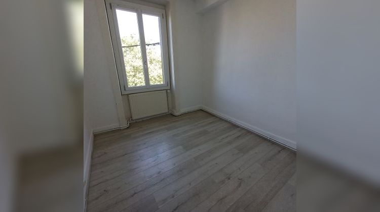 Ma-Cabane - Vente Appartement Saint-Étienne, 60 m²